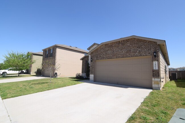 Foto del edificio - 3402 Claymore St