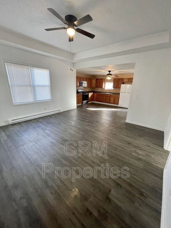 Foto del edificio - 527 W Jefferson St
