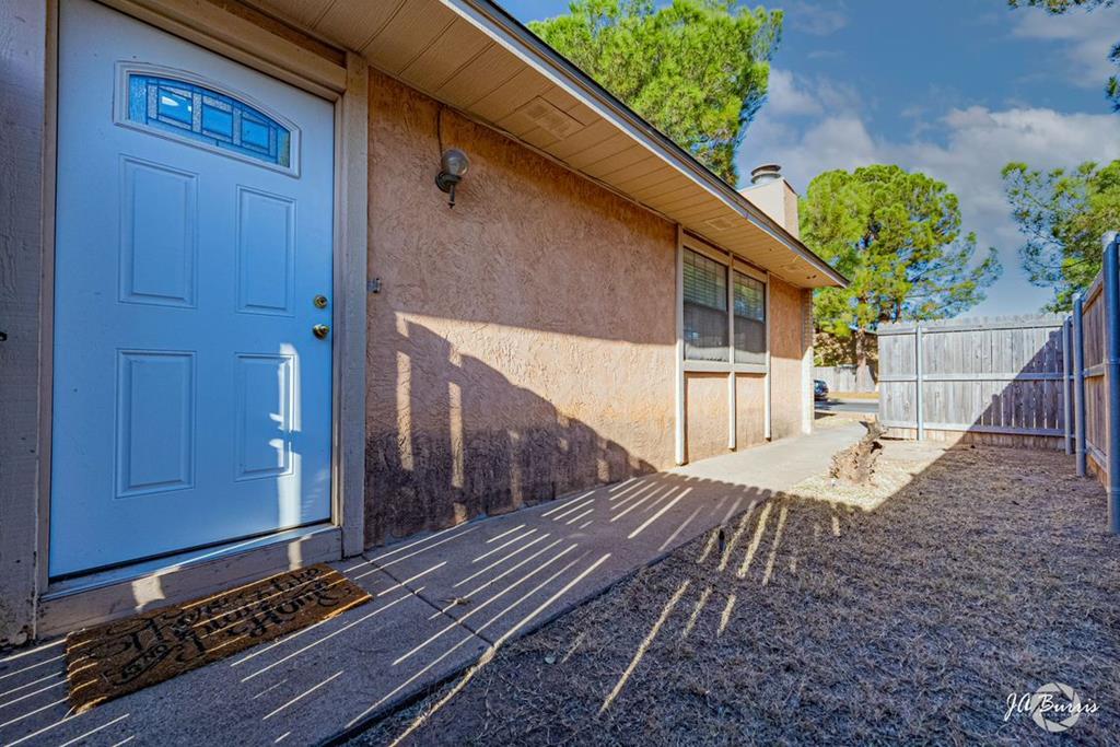 Primary Photo - 4513 Fairgate Dr