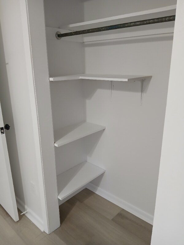 Foto del edificio - 1703 W Oak Ave