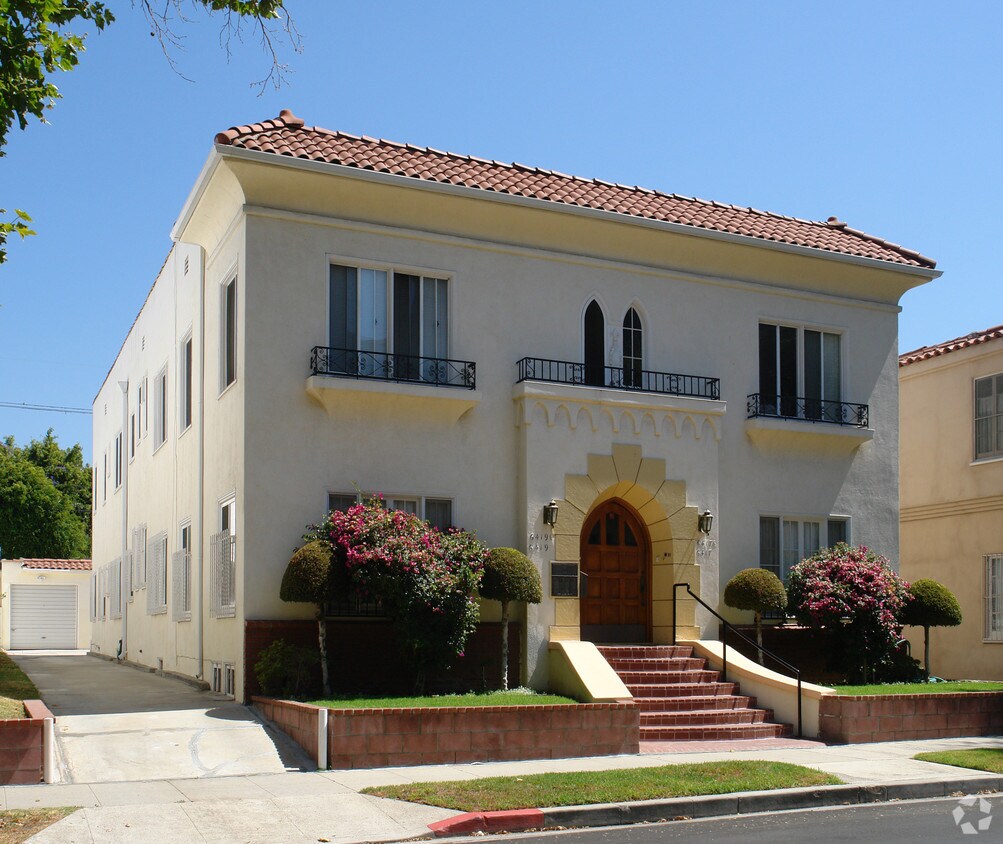 Building Photo - 6417-6419 Orange St