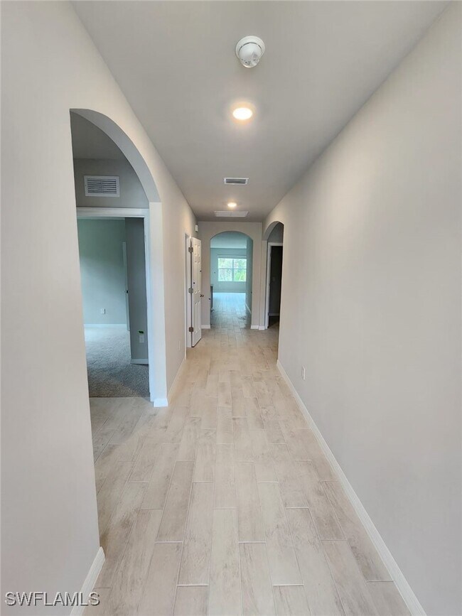 Foto del edificio - 2320 Thurlow St