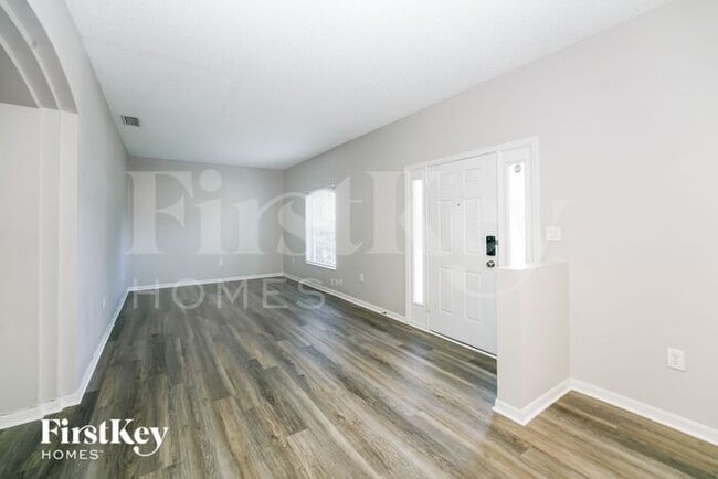 Building Photo - 4423 Ponds Dr