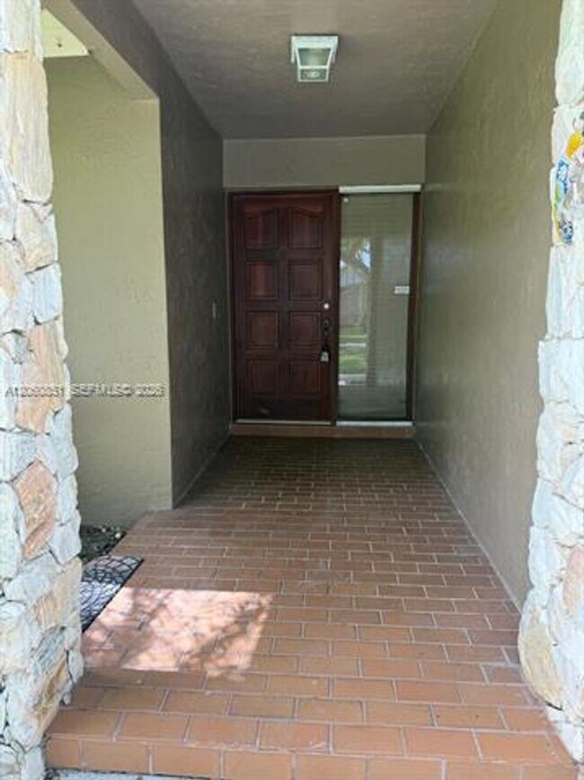 Building Photo - 14865 SW 166th St