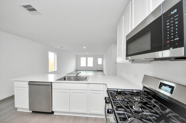Foto del edificio - 16831 Spotted Oak Dr