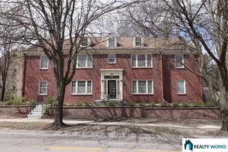 Building Photo - 2457 S 27th St