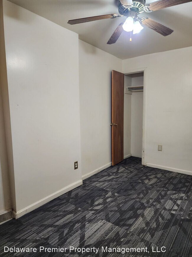 Building Photo - 3 br, 1.5 bath House - 1201 1/2 Linden Street