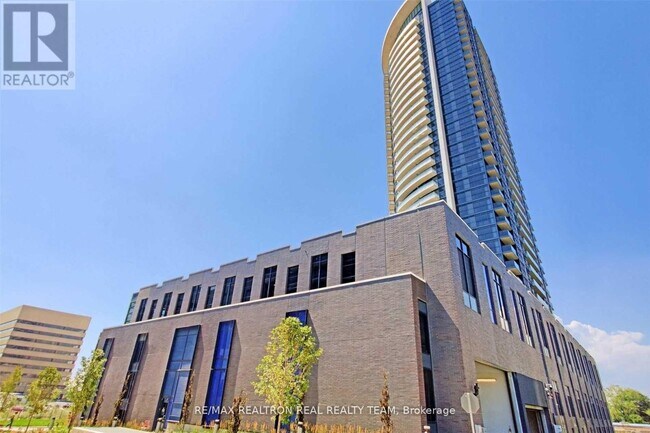 Photo du bâtiment - 30 Gibbs Rd