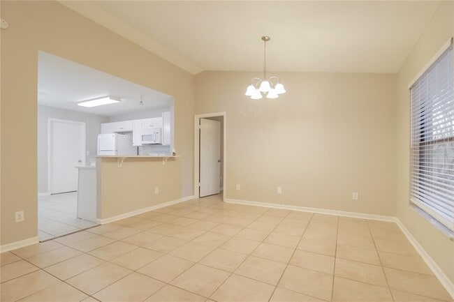 Building Photo - 5436 Britan Dr