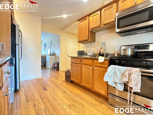 Foto del edificio - 19 Chestnut Hill Ave