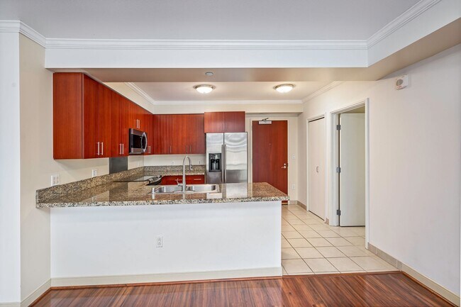 Foto del edificio - 909 Kapiolani Blvd