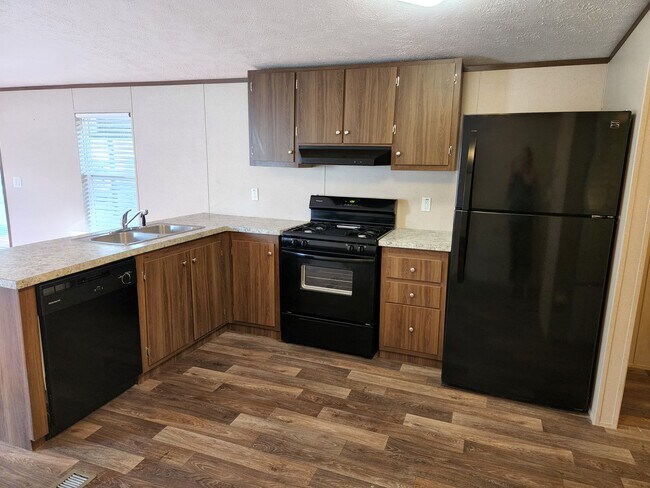 Foto del edificio - 616 Co Rd 118B