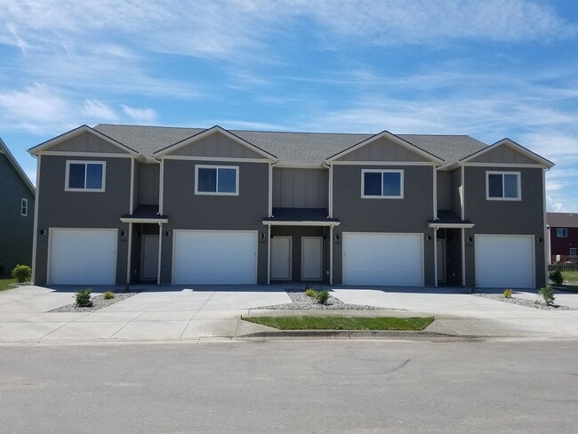 Building Photo - 1504 Butler Creek Ave