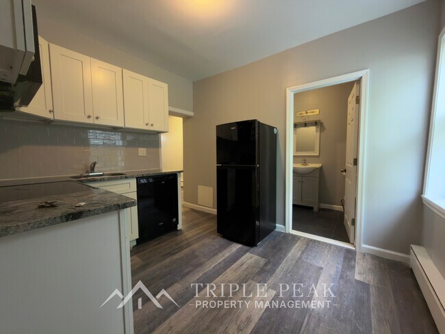 Foto del edificio - 201 Greenway Ave