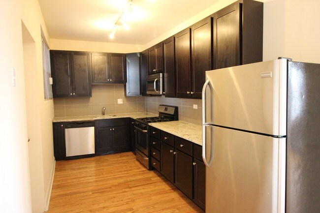 Foto del edificio - 6701 N Clark St