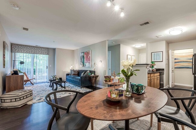 Building Photo - The Reserve at Ballenger Creek