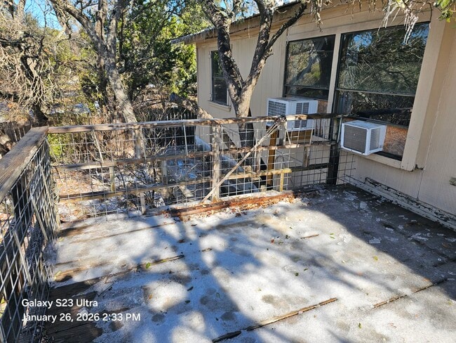 Building Photo - 1016 Real Ln