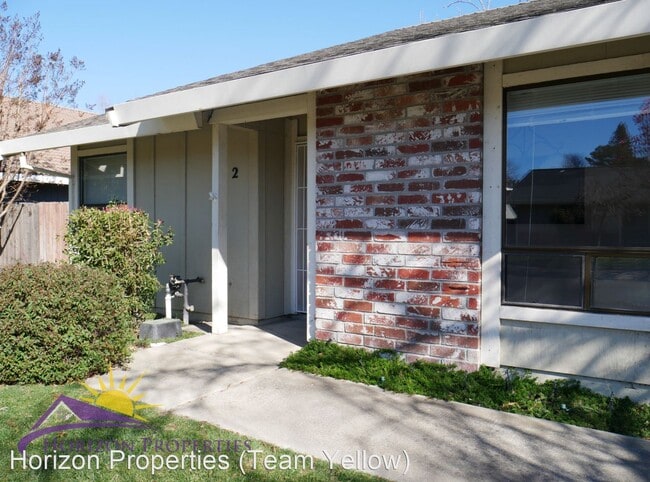 Building Photo - 2 br, 1 bath House - 2 Bethel Ct