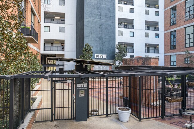Foto del edificio - 588 Lofts
