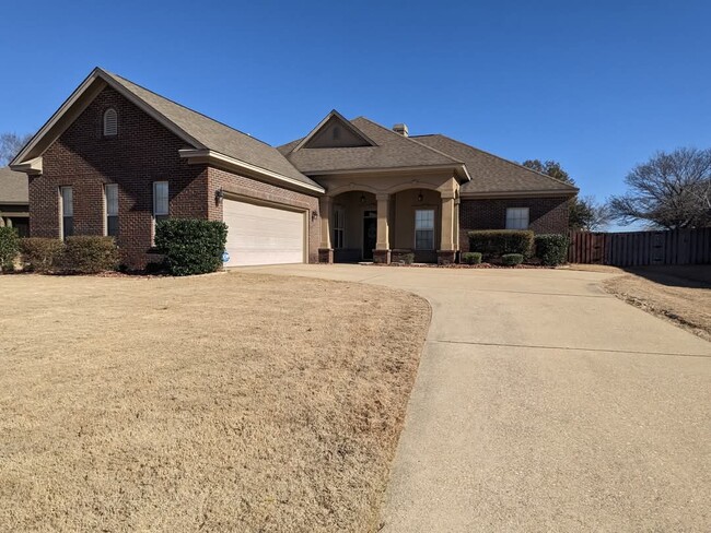 Foto del edificio - 8861 Lillington Cir
