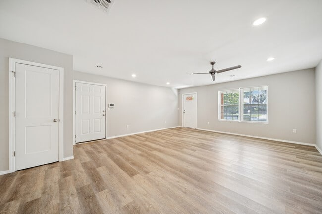 Foto del edificio - 5429 S Norfolk Ave