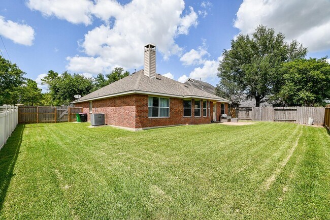 Foto del edificio - 2627 Old River Ln