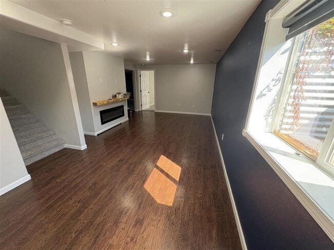 Building Photo - 5 bedroom in Billings MT 59101