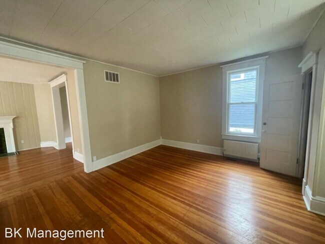 Foto del edificio - 3 br, 2 bath House - 461 Littleton Street