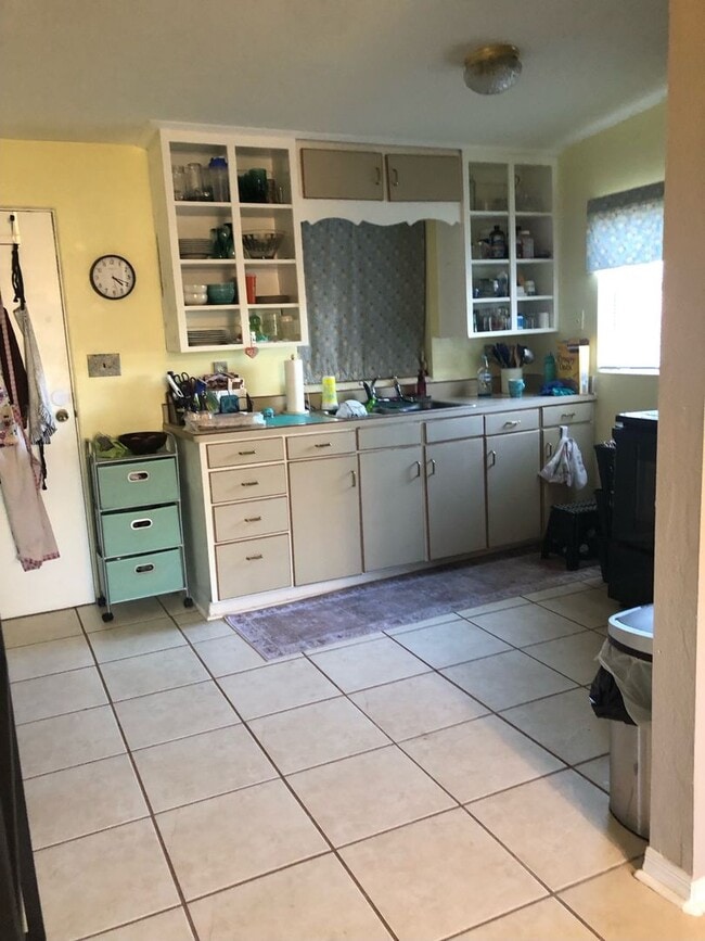 Building Photo - Lovely 2 Bedroom /2 Bath Home in St Cloud