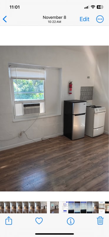 Building Photo - 637 S Main St