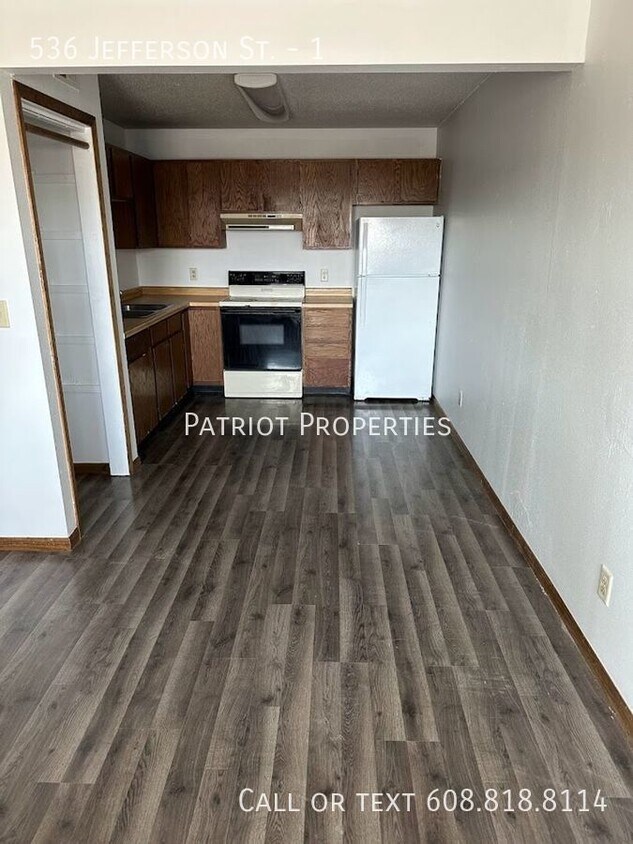 536 Jefferson St Unit 1, Mauston, WI 53948 Room for Rent in Mauston