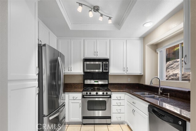 Building Photo - 30902 Club House Dr