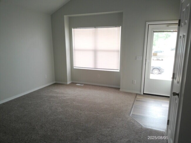 Foto del edificio - Single Family Home