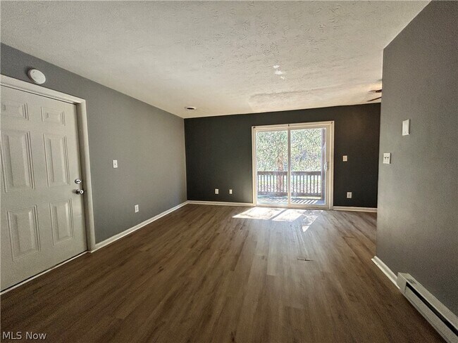 Foto del edificio - 365 N 12th St