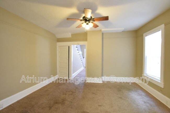 Building Photo - 206 W Wisconsin Ave