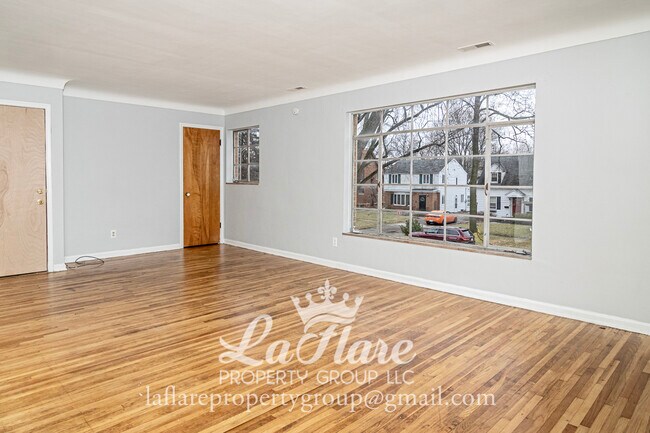 Building Photo - 2707 Powhattan Pkwy