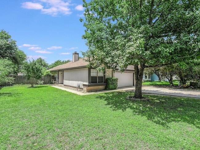 Foto del edificio - 806 Sunny Ln