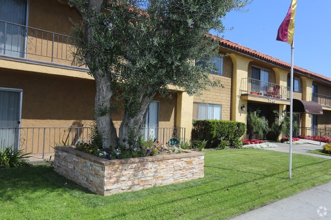 Edificio - Universal Pointe Apartments