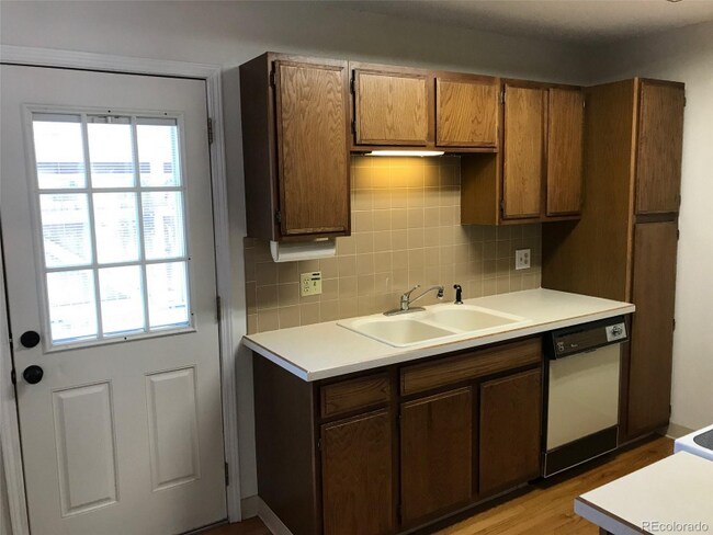 Foto del edificio - 1482 S Pierson St