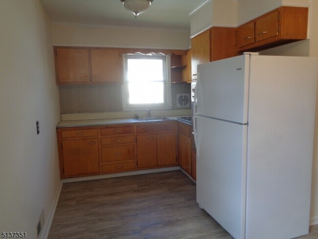 Foto del edificio - 1198 S State St