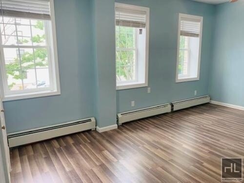 Foto del edificio - BRADLEY AVENUE