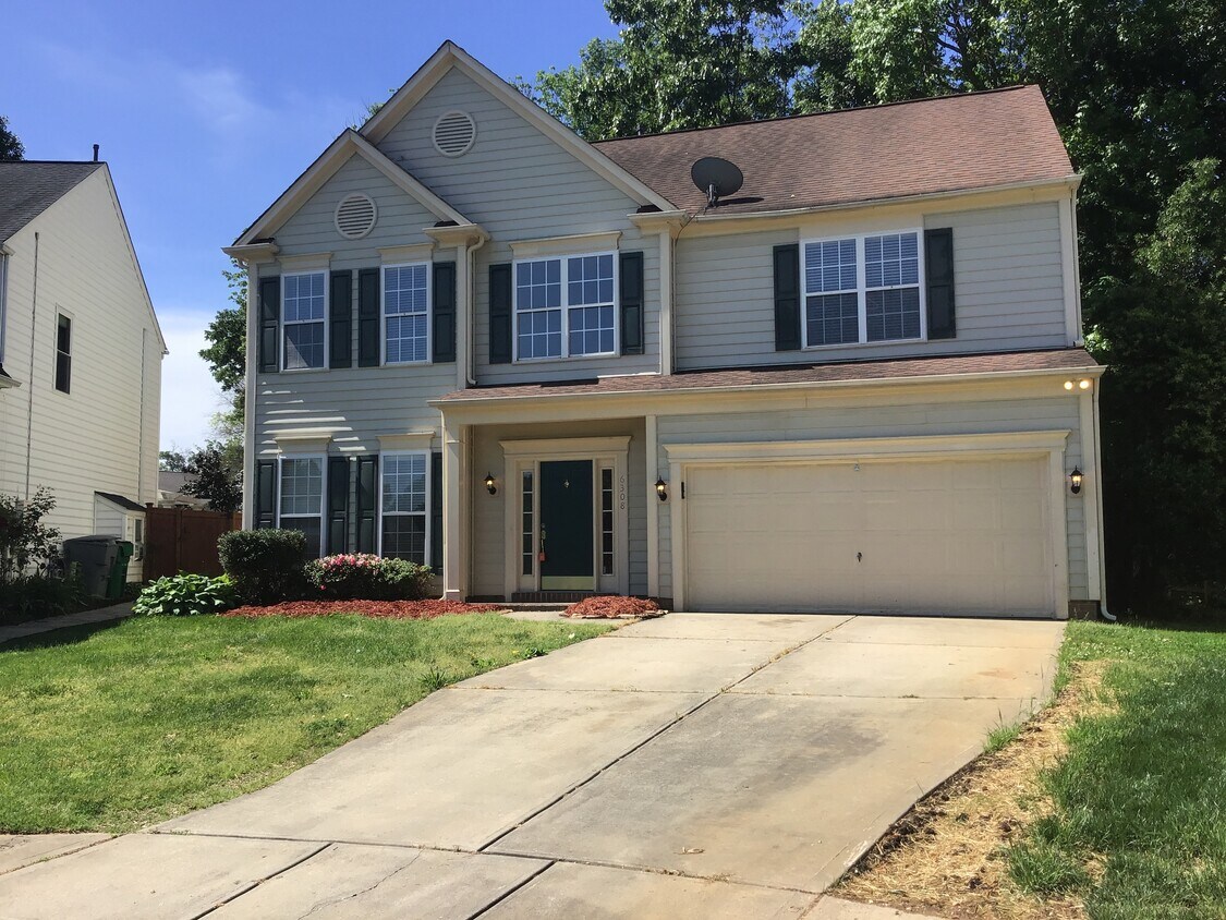 6308 Elderslie Lane House Rental in Charlotte, NC