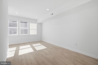 Building Photo - 2346 N 16th St