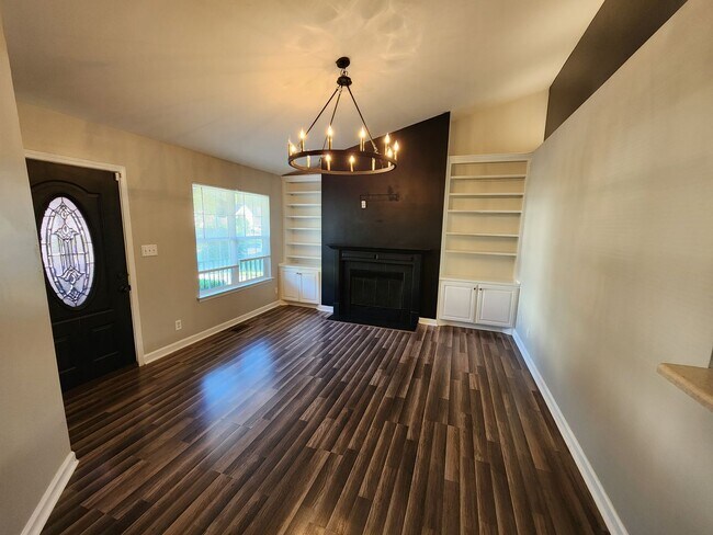 Foto del edificio - 4028 Challis Dr