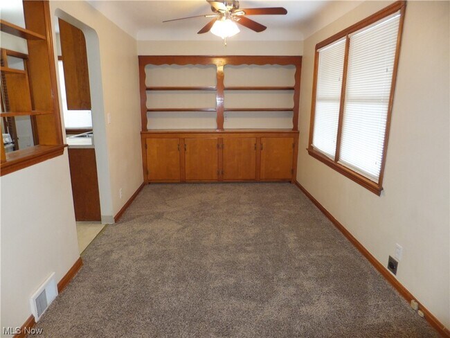 Building Photo - 4906 Grantwood Dr