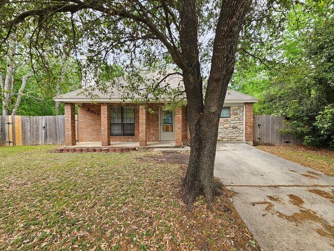 Foto del edificio - AVAILABLE NOW! RENT REDUCTION