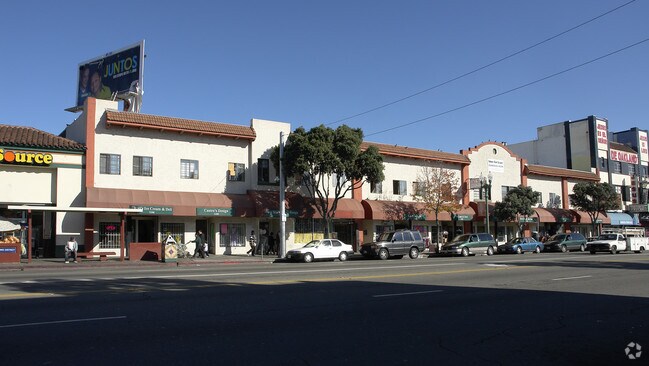 Foto del edificio - Fruitvale Center
