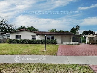 Building Photo - 3220 SW 118th Ct