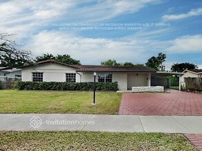 Building Photo - 3220 SW 118th Ct