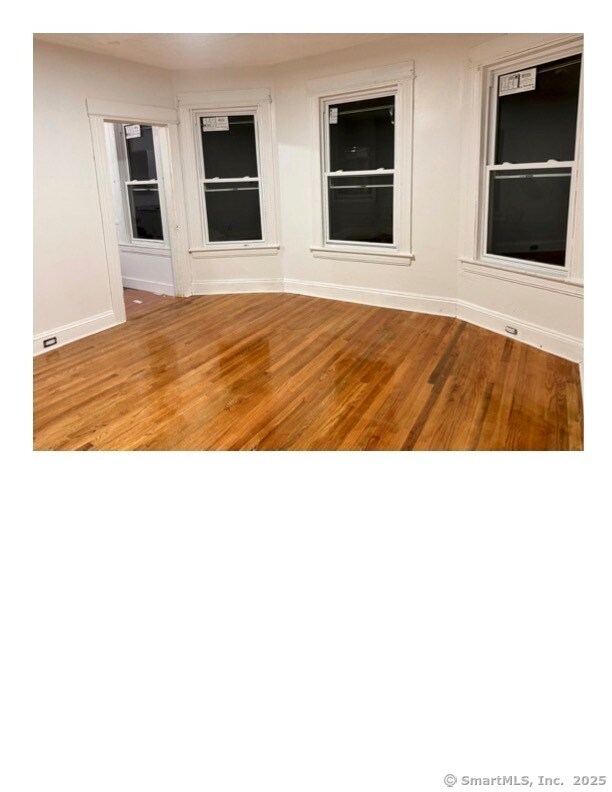 Foto principal - 196 6th St